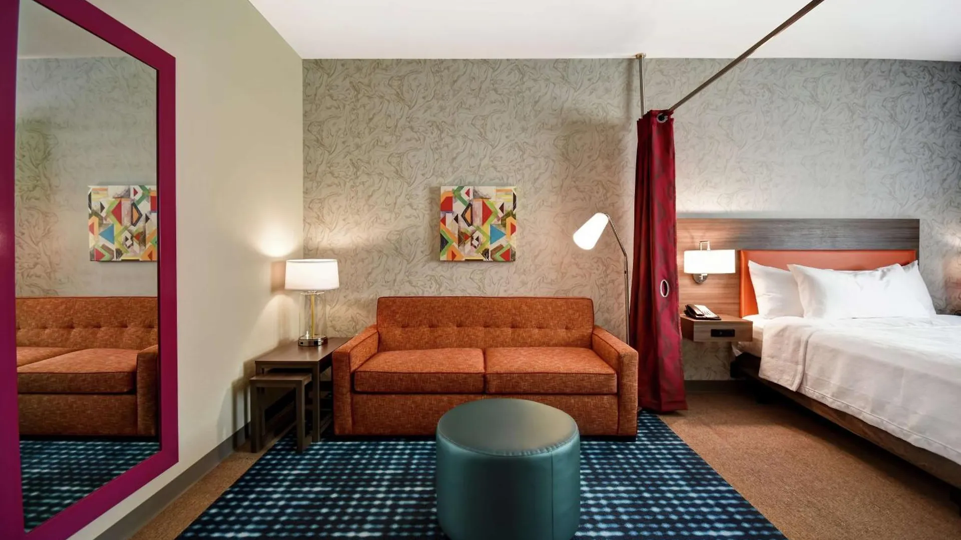 Home2 Suites By Hilton Columbus Downtown 3*,